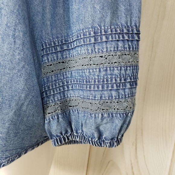 Lauren Conrad Chambray Blue Denim Blouse - Picture 8 of 13